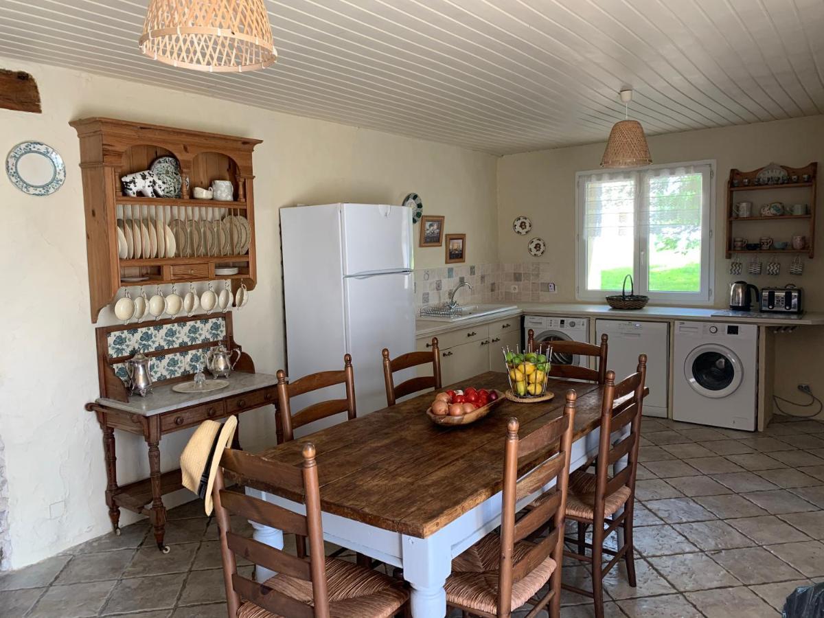 Country Villa For 19 Pool Cinema Football Pitch Verteillac Buitenkant foto